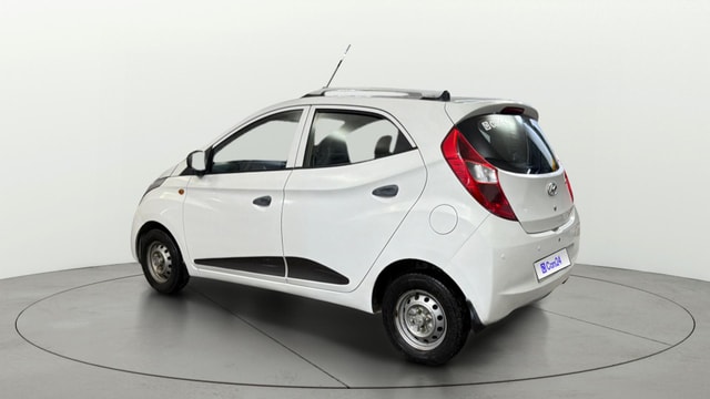 View Hyundai EON Image 2 Used Hyundai EON Image 2