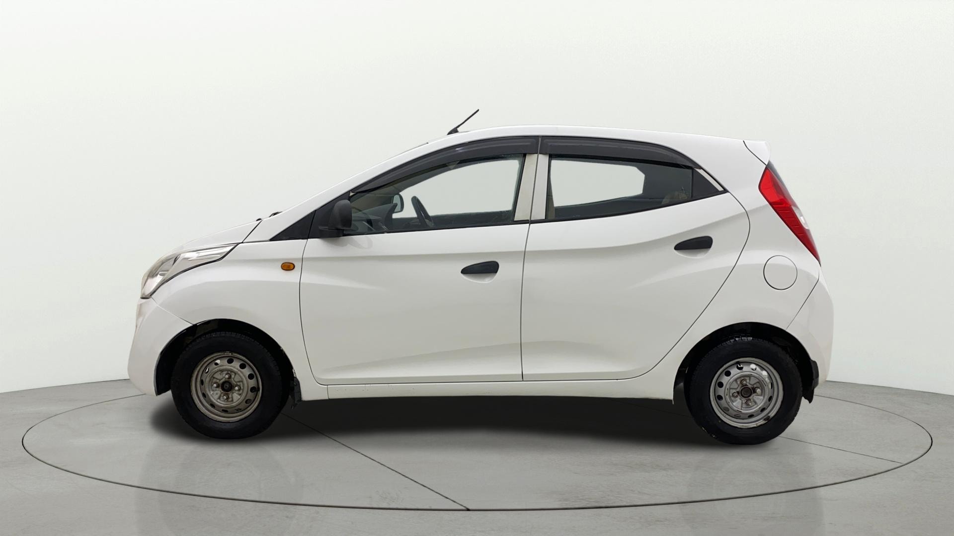 View 2016 Hyundai EON Era Plus Image 24 Used 2016 Hyundai EON Era Plus Image 24