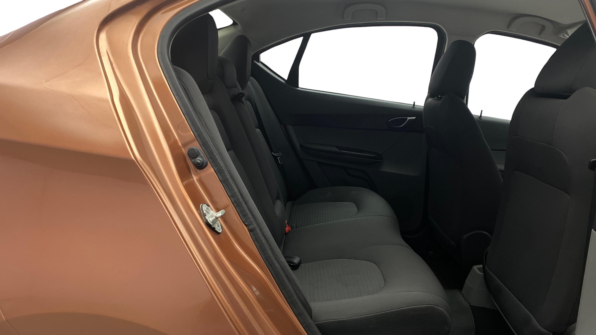 View 2017 Tata Tigor XT Petrol Image 28 Used 2017 Tata Tigor XT Petrol Image 28
