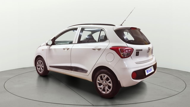 View Hyundai Grand i10 Image 2 Used Hyundai Grand i10 Image 2