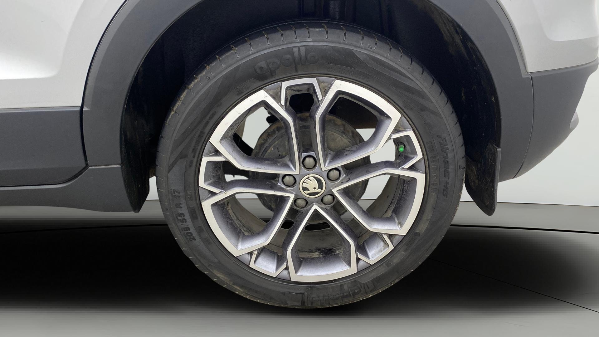 View 2021 Skoda Kushaq Style 1.0 TSI MT Image 12 Used 2021 Skoda Kushaq Style 1.0 TSI MT Image 12