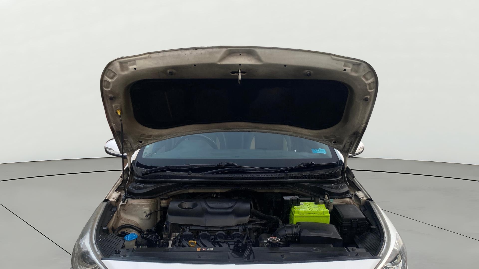 View 2019 Hyundai Verna 1.6 VTVT SX (O) AT Image 34 Used 2019 Hyundai Verna 1.6 VTVT SX (O) AT Image 34