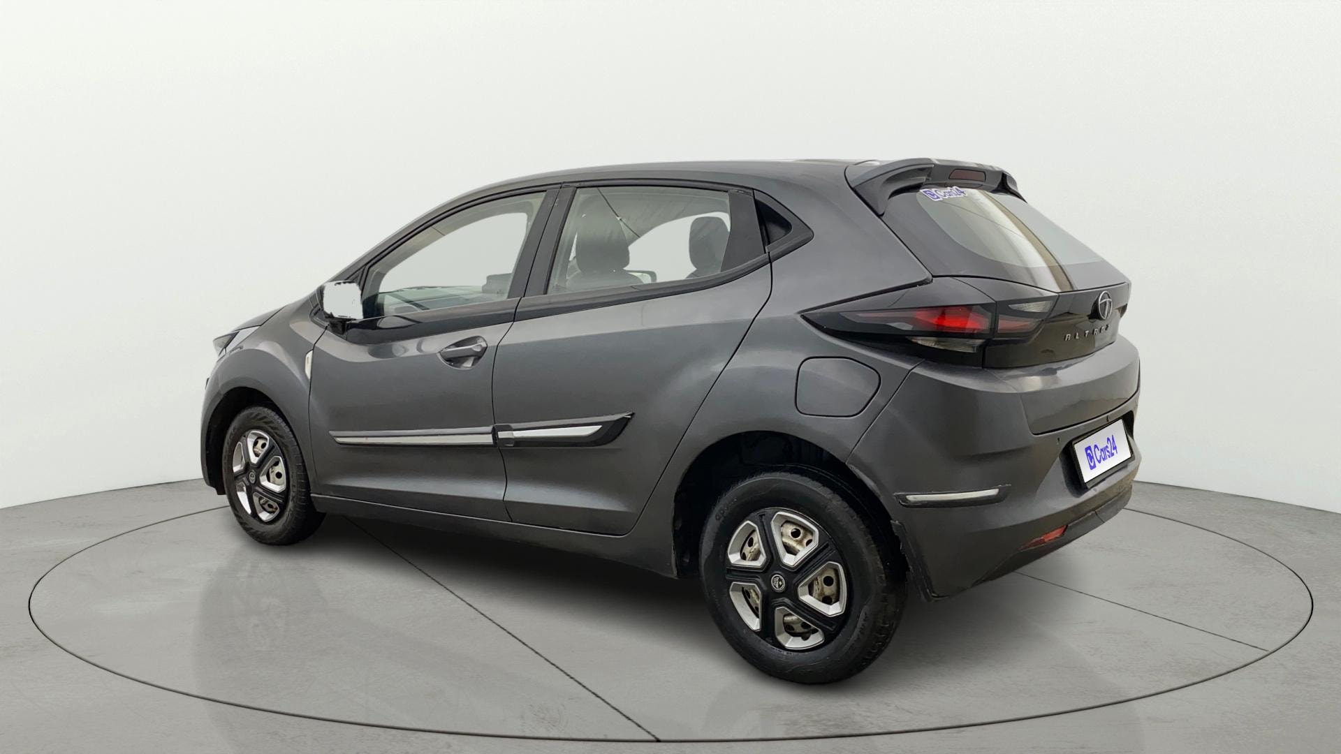 View 2021 Tata Altroz XT Petrol Image 2 Used 2021 Tata Altroz XT Petrol Image 2