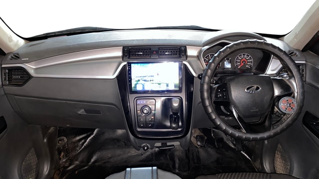 View Mahindra KUV100 Image 30 Used Mahindra KUV100 Image 30