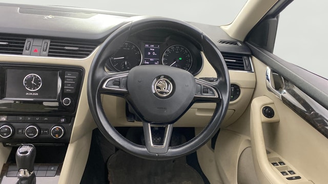 View Skoda Octavia Image 20 Used Skoda Octavia Image 20