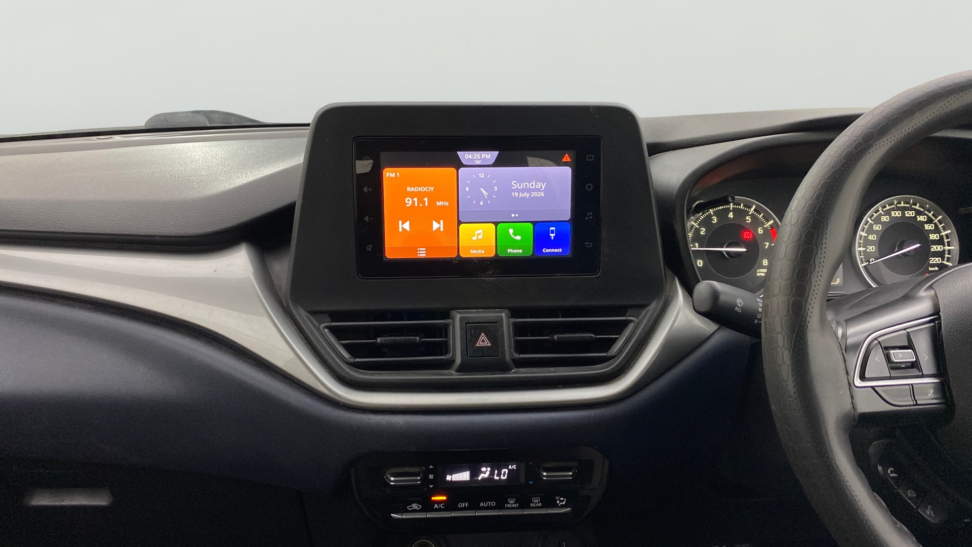 View 2022 Maruti Suzuki 1000 Base Variant Image 17 Used 2022 Maruti Suzuki 1000 Base Variant Image 17