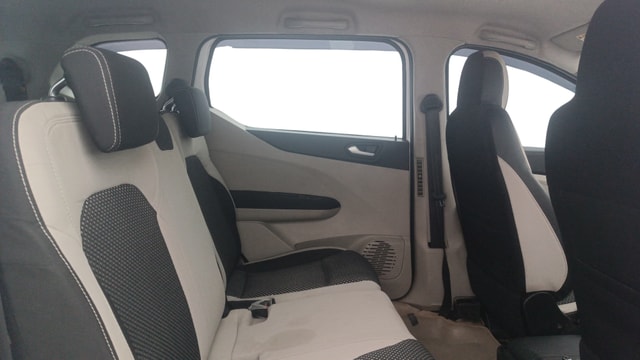 View Renault Triber Image 36 Used Renault Triber Image 36