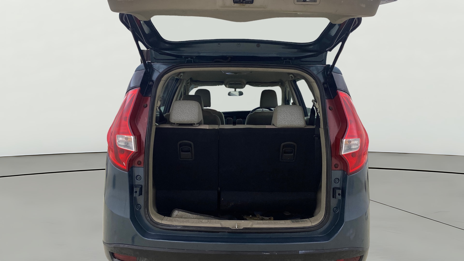 View 2019 Mahindra Marazzo M2 7-Seater Image 37 Used 2019 Mahindra Marazzo M2 7-Seater Image 37