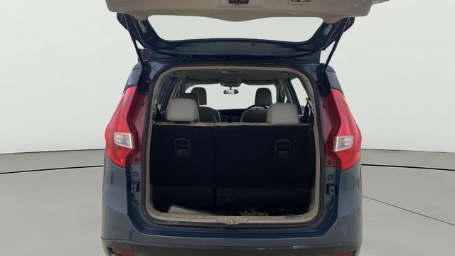 View Mahindra Marazzo Image 37 Used Mahindra Marazzo Image 37