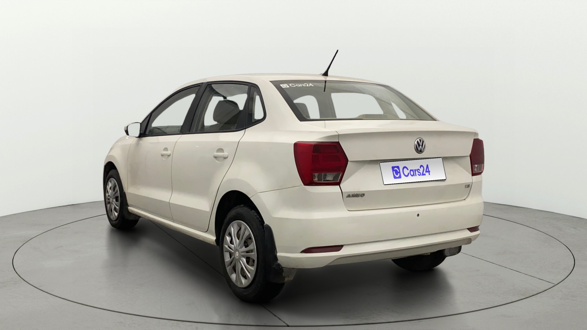 View 2017 Volkswagen Ameo 1.2L MPI Petrol Comfortline Image 2 Used 2017 Volkswagen Ameo 1.2L MPI Petrol Comfortline Image 2