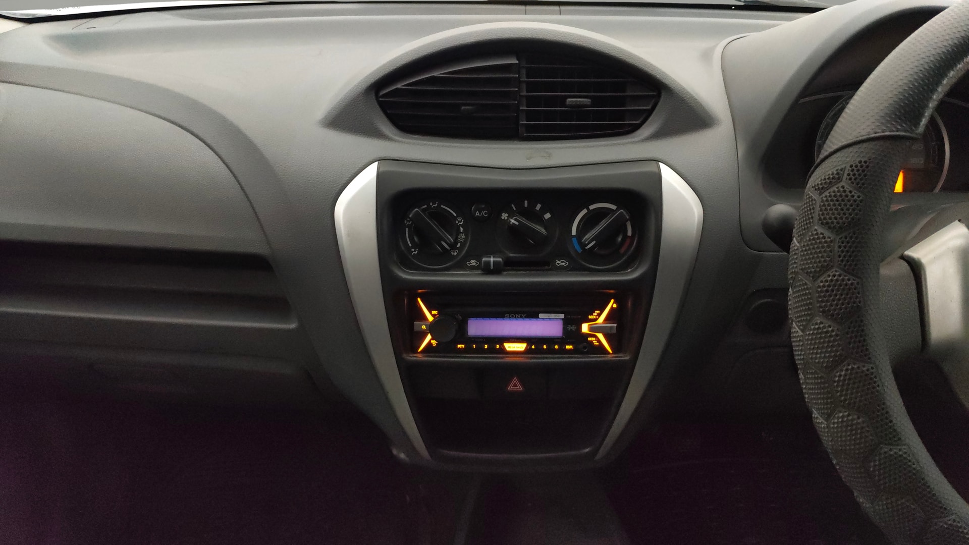 View 2015 Maruti Suzuki Alto 800 LX Image 17 Used 2015 Maruti Suzuki Alto 800 LX Image 17