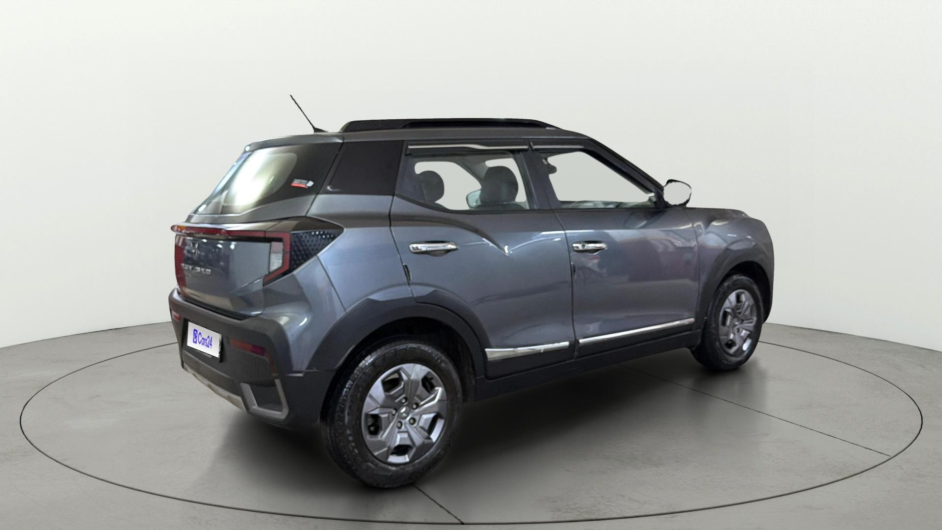 View 2024 Mahindra XUV 3XO MX3 Pro 1.2 L TCMPFi Image 43 Used 2024 Mahindra XUV 3XO MX3 Pro 1.2 L TCMPFi Image 43