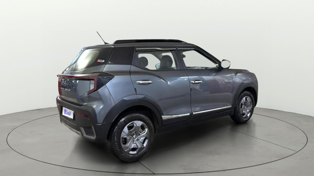 View Mahindra XUV 3XO Image 43 Used Mahindra XUV 3XO Image 43