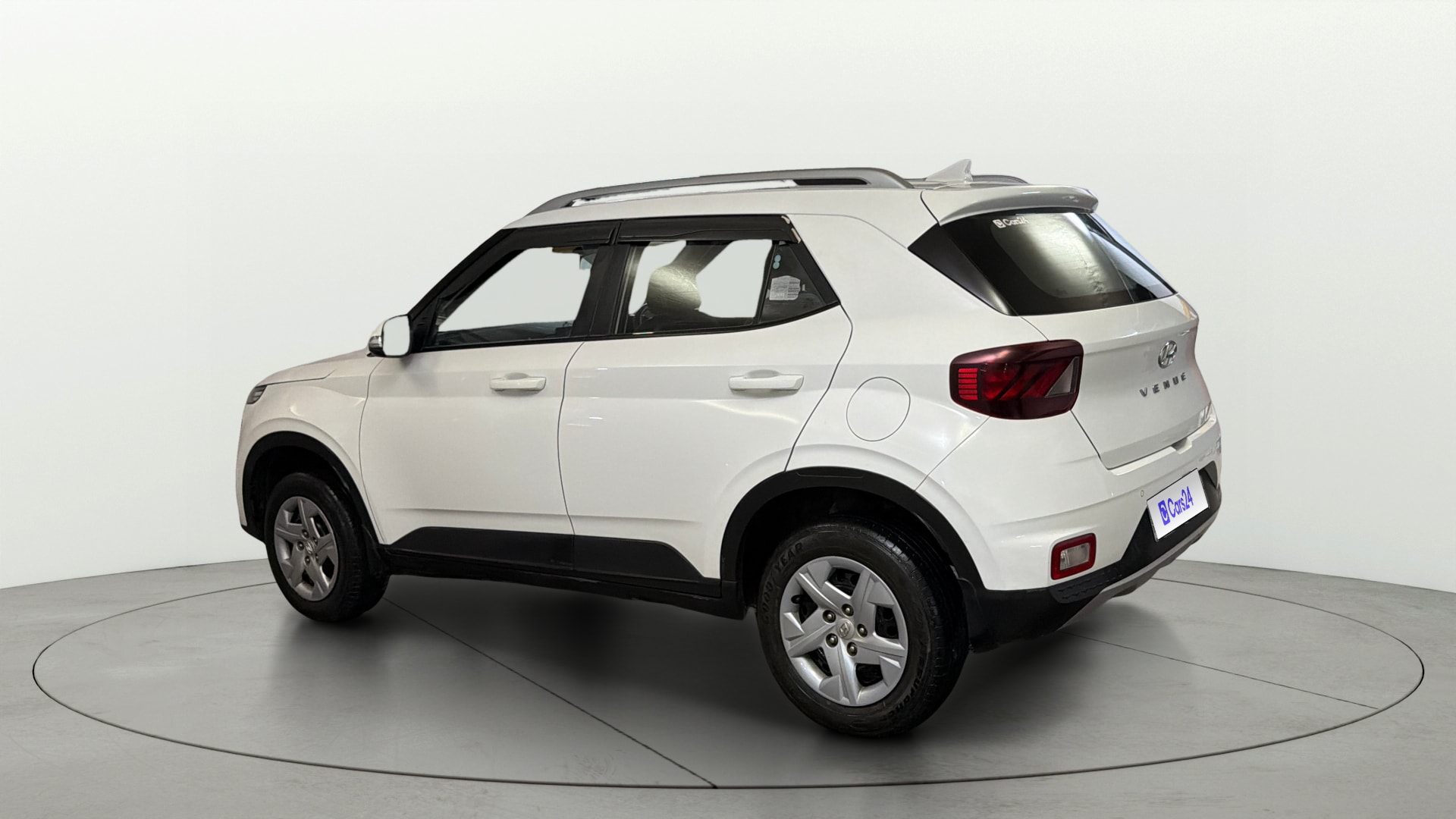 View 2022 Hyundai Venue S Plus 1.2 Petrol Image 2 Used 2022 Hyundai Venue S Plus 1.2 Petrol Image 2