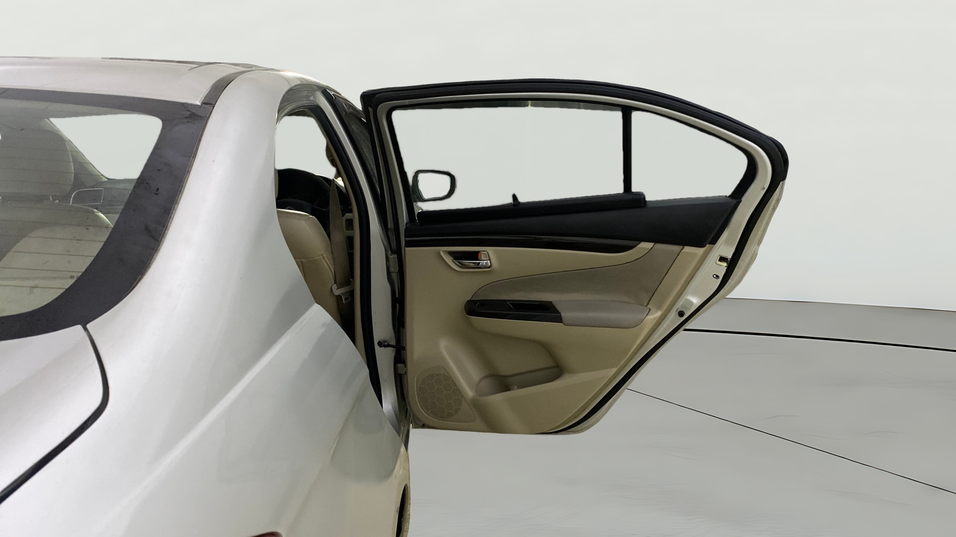 View 2016 Maruti Suzuki 1000 Base Variant Image 7 Used 2016 Maruti Suzuki 1000 Base Variant Image 7
