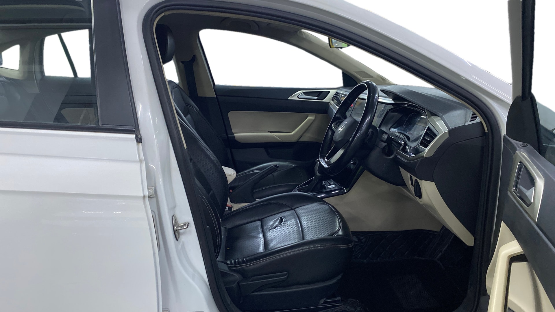 View 2022 Volkswagen Virtus Topline 1.0 TSI MT Image 26 Used 2022 Volkswagen Virtus Topline 1.0 TSI MT Image 26