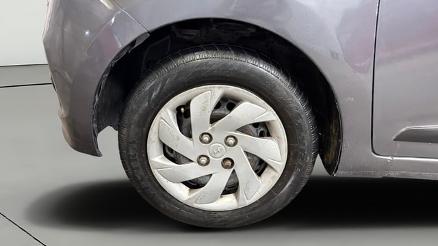 View Hyundai Grand i10 Image 27 Used Hyundai Grand i10 Image 27