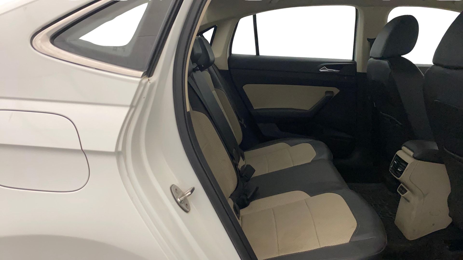View 2022 Skoda Slavia Style 1.5 TSI DSG Image 36 Used 2022 Skoda Slavia Style 1.5 TSI DSG Image 36