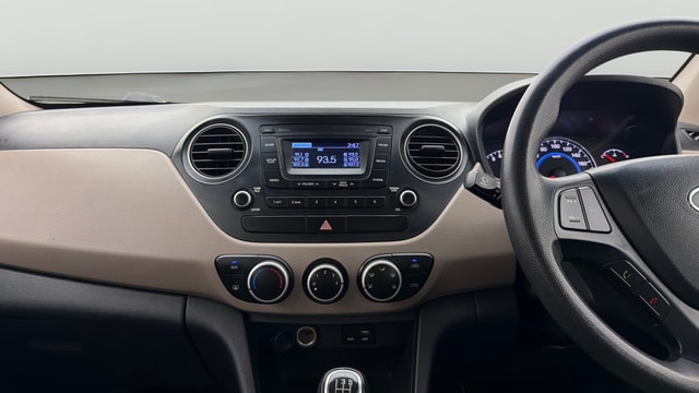 View Hyundai Grand i10 Image 17 Used Hyundai Grand i10 Image 17