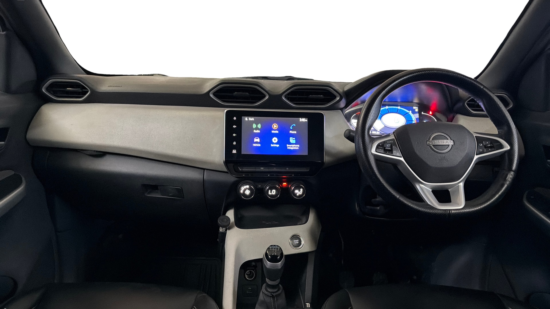 View 2022 Nissan Magnite XV Image 15 Used 2022 Nissan Magnite XV Image 15