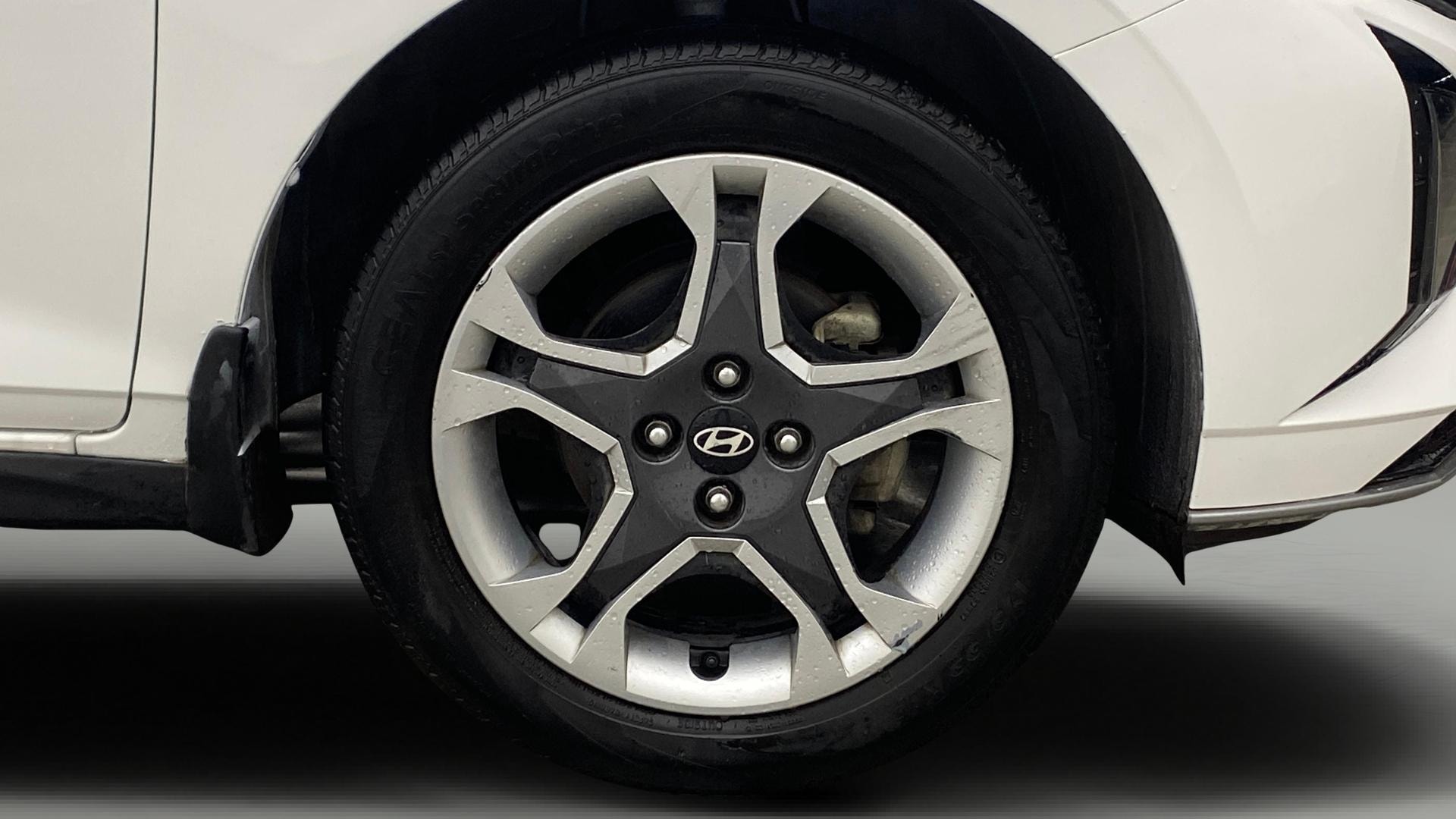 Used 2024 Hyundai Elite i20 Used 2024 Hyundai Elite i20