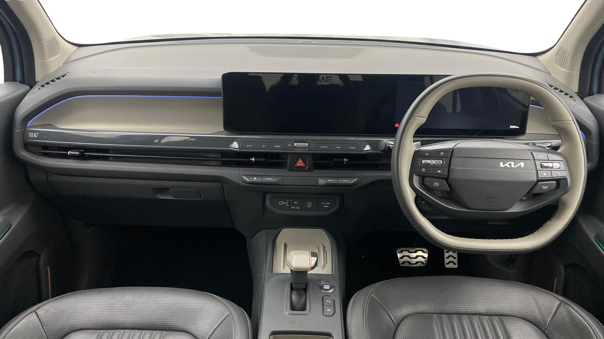 View 2025 Kia Syros HTX Plus (O) DCT Petrol Image 31 Used 2025 Kia Syros HTX Plus (O) DCT Petrol Image 31