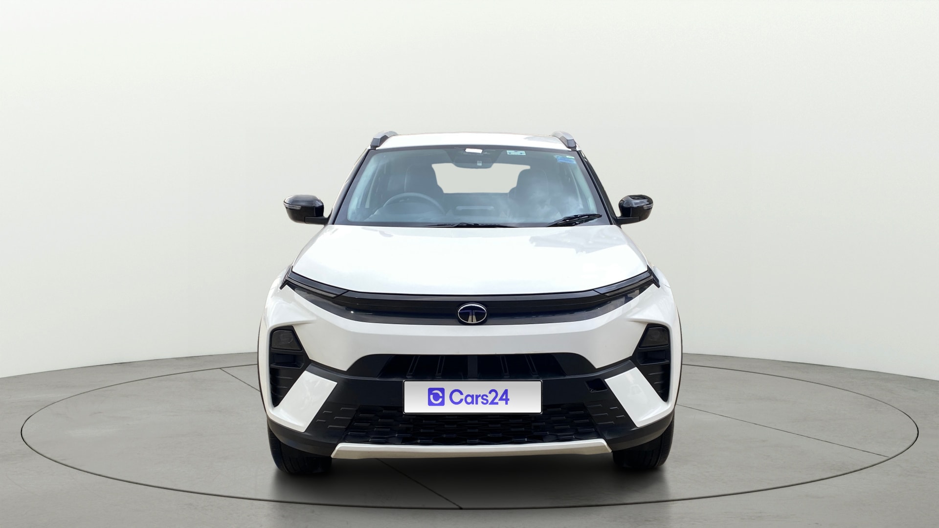 View 2024 Tata Nexon Revotron XE Image 1 Used 2024 Tata Nexon Revotron XE Image 1