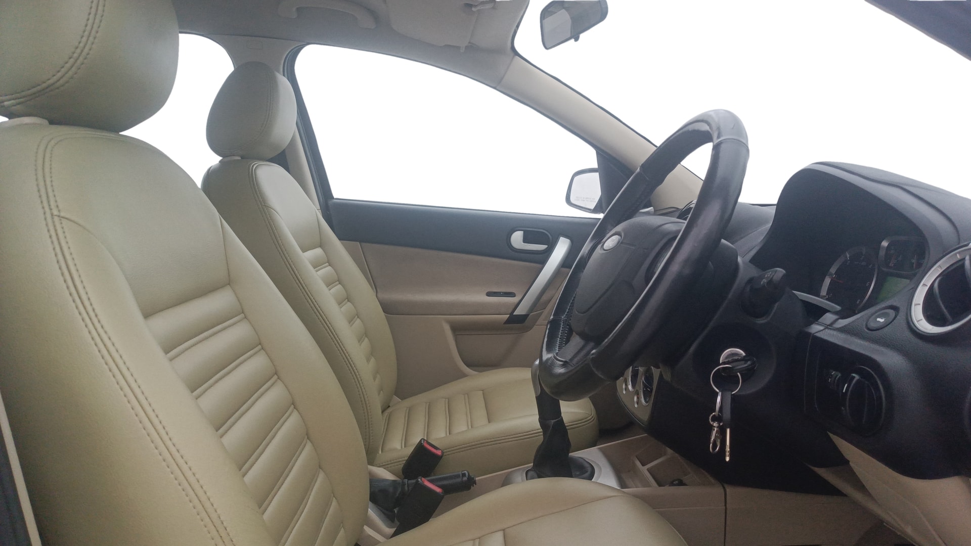View 2015 Ford Fiesta Classic 1.4 Duratorq CLXI Image 25 Used 2015 Ford Fiesta Classic 1.4 Duratorq CLXI Image 25
