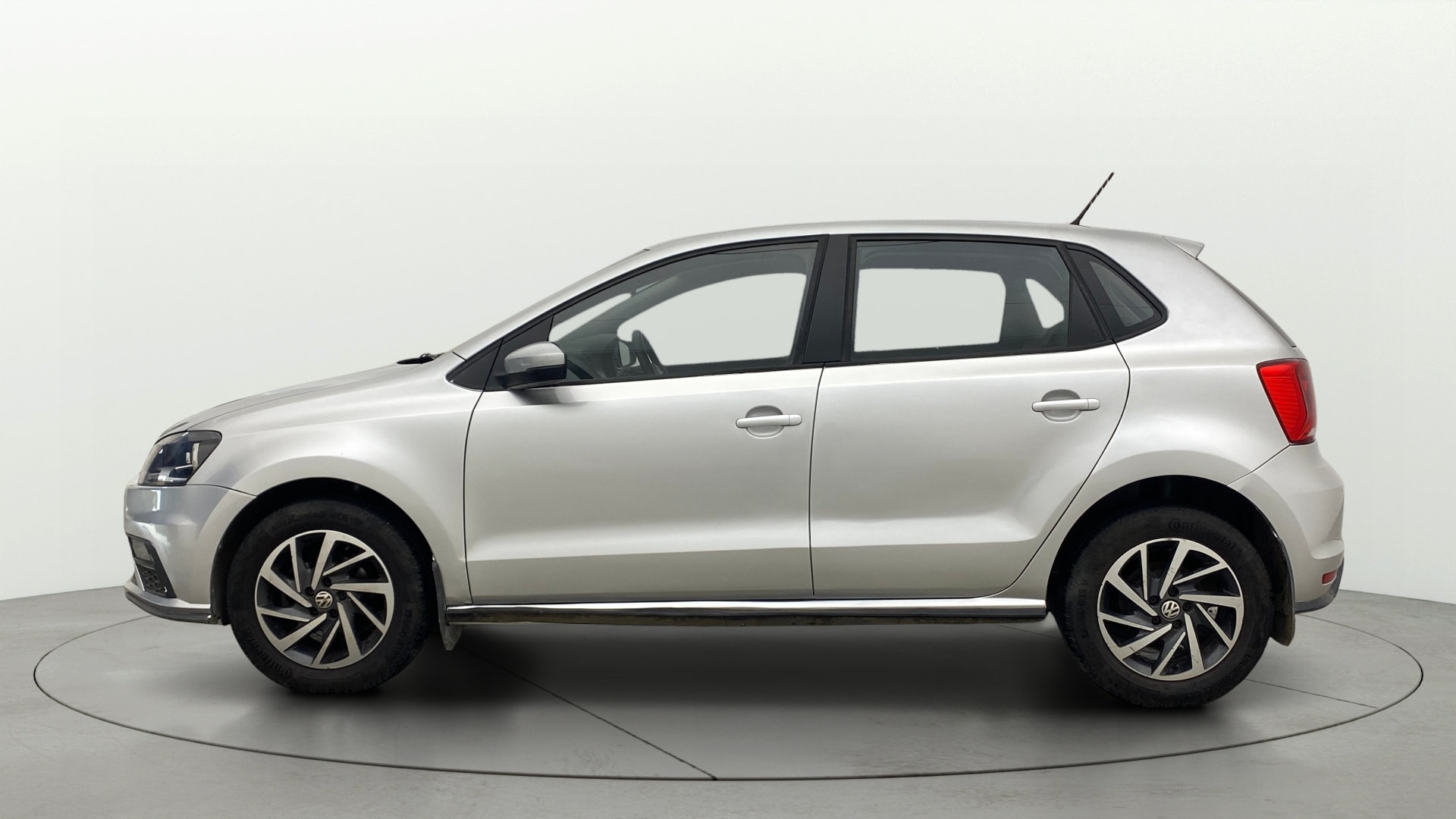 View 2021 Volkswagen Polo 1.0 L MPI Comfortline Petrol BS IV Image 5 Used 2021 Volkswagen Polo 1.0 L MPI Comfortline Petrol BS IV Image 5