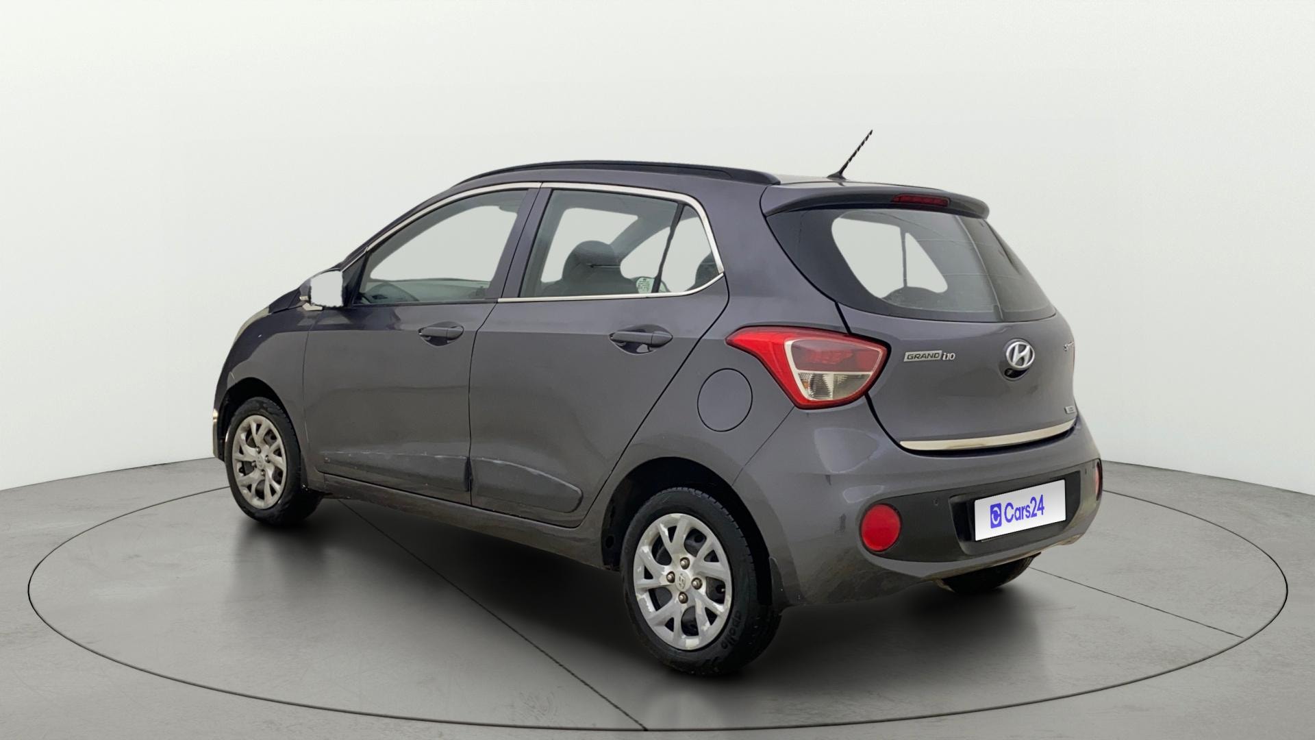 View 2018 Hyundai Grand i10 1.2 Asta Petrol Image 2 Used 2018 Hyundai Grand i10 1.2 Asta Petrol Image 2