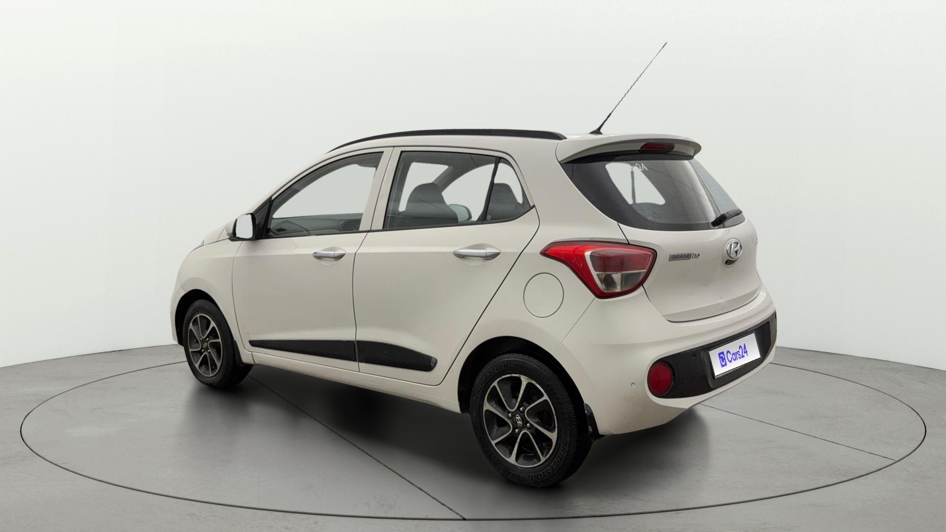 View 2018 Hyundai Grand i10 1.2 Asta Petrol Image 2 Used 2018 Hyundai Grand i10 1.2 Asta Petrol Image 2