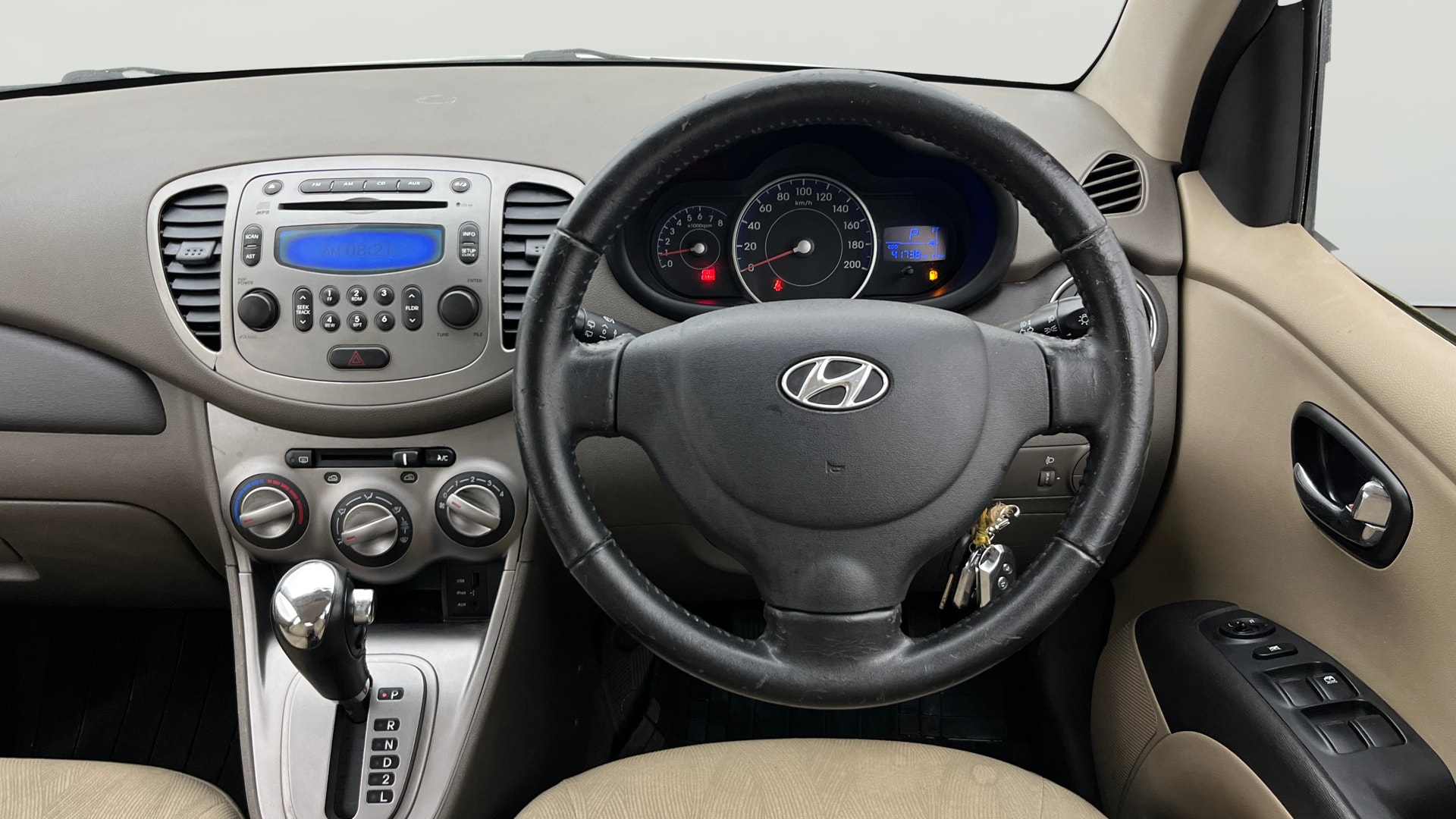 View 2013 Hyundai i10 1.2 Sportz AT Image 20 Used 2013 Hyundai i10 1.2 Sportz AT Image 20
