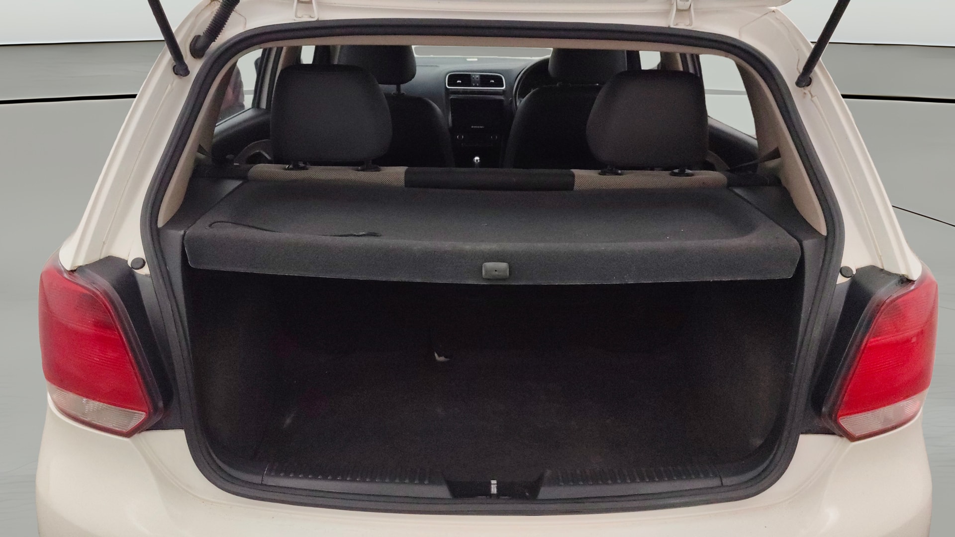 View 2014 Volkswagen Polo GT TSI Image 37 Used 2014 Volkswagen Polo GT TSI Image 37