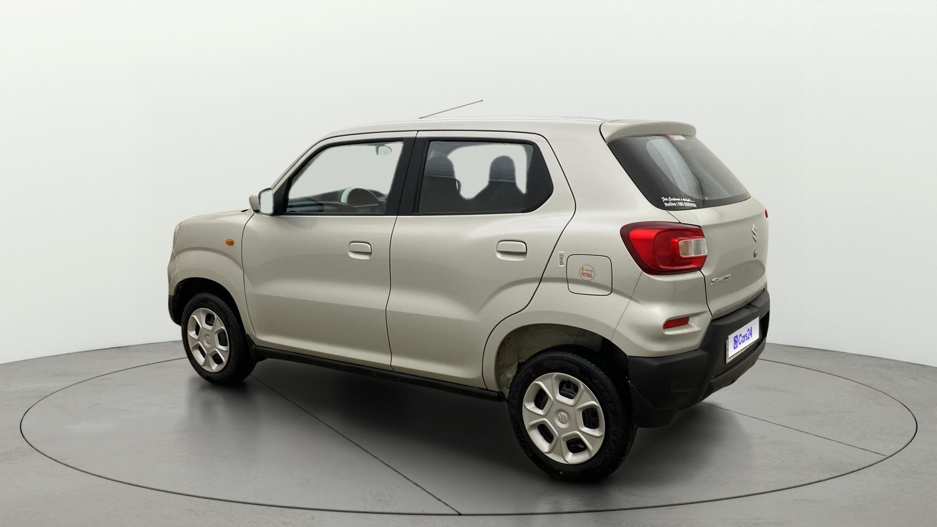 View 2025 Maruti Suzuki 1000 Base Variant Image 2 Used 2025 Maruti Suzuki 1000 Base Variant Image 2