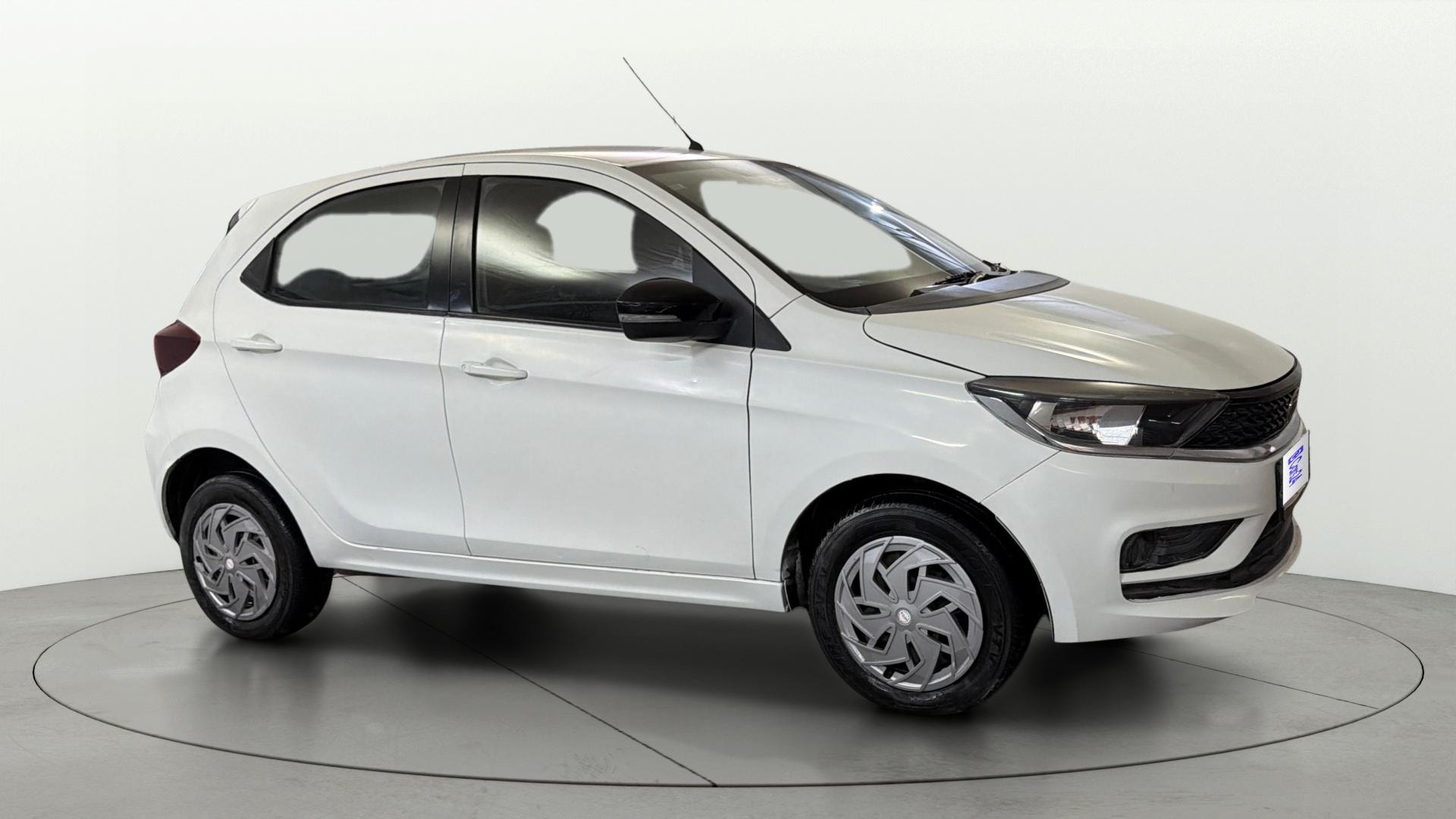 Used 2023 Tata Tiago Used 2023 Tata Tiago