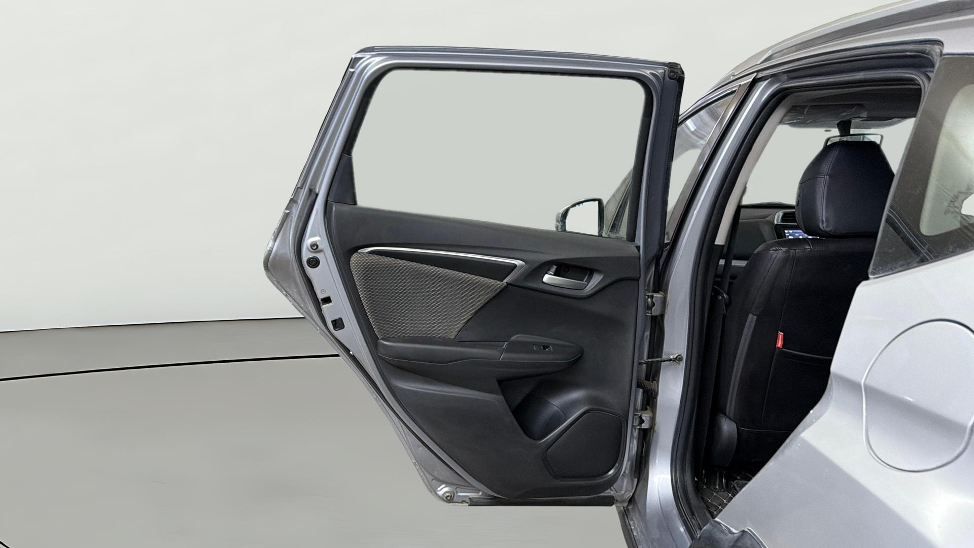 View 2019 Honda WR-V S MT Diesel Edge Edition Image 22 Used 2019 Honda WR-V S MT Diesel Edge Edition Image 22
