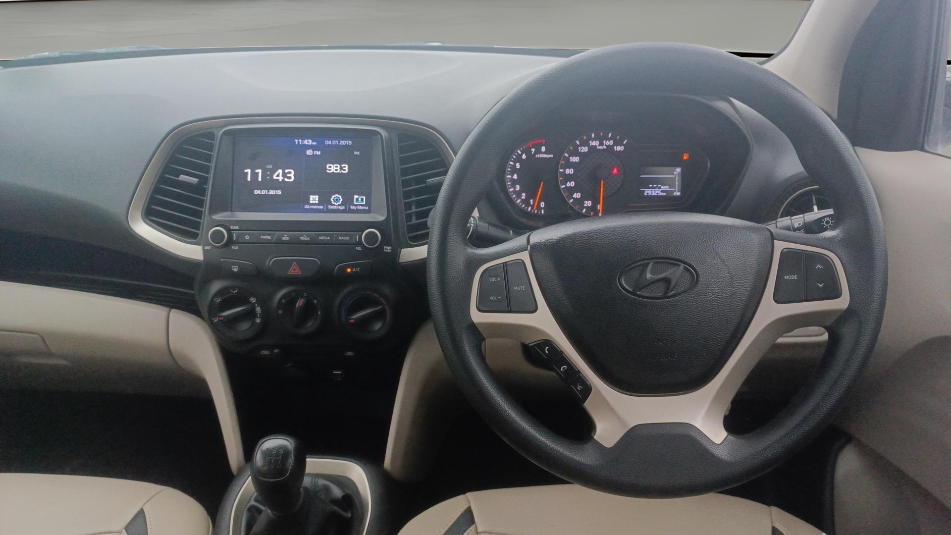 View 2019 Hyundai New Santro D-Lite Petrol Image 20 Used 2019 Hyundai New Santro D-Lite Petrol Image 20