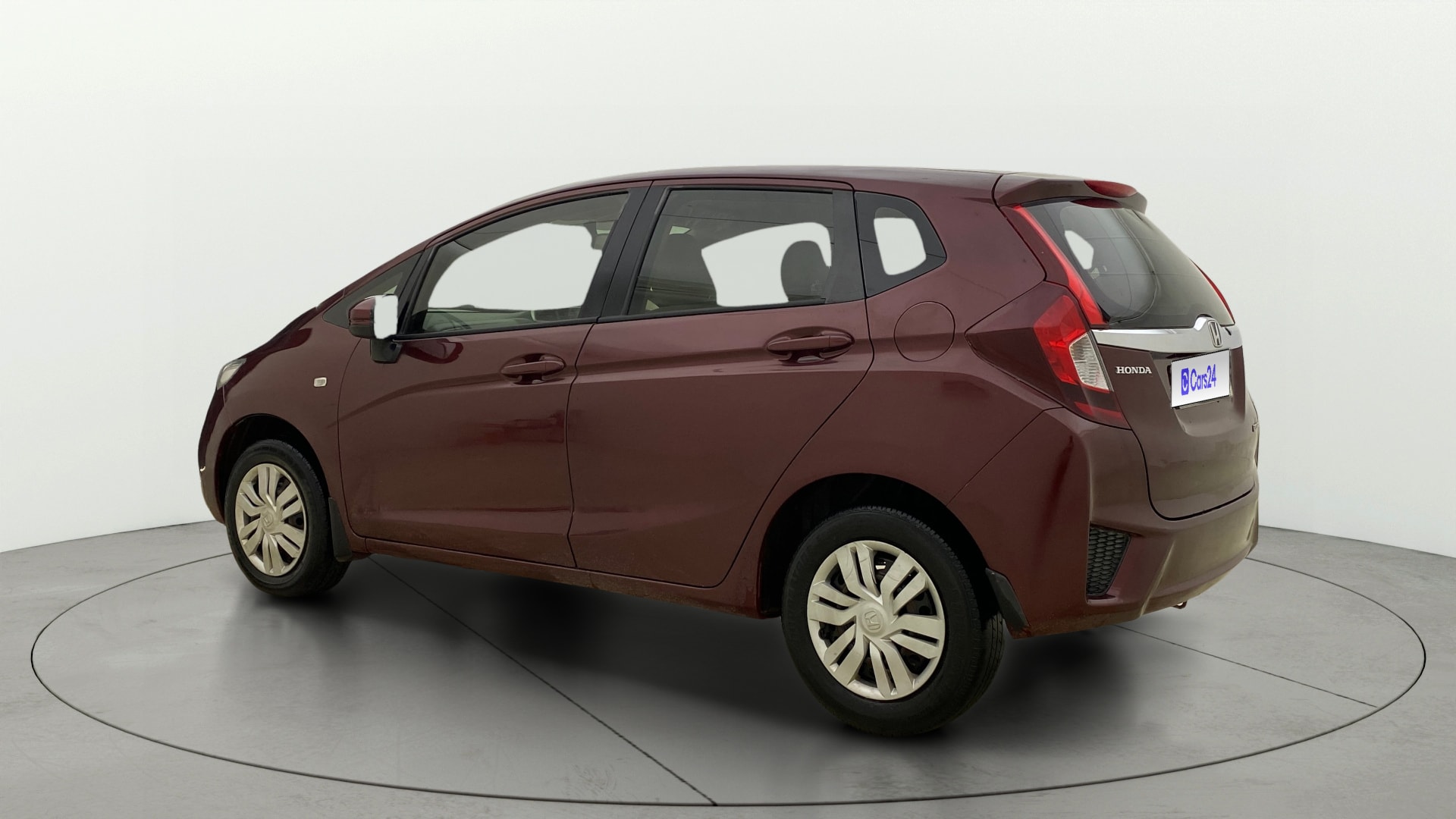 View 2017 Honda Jazz E MT Diesel Image 2 Used 2017 Honda Jazz E MT Diesel Image 2