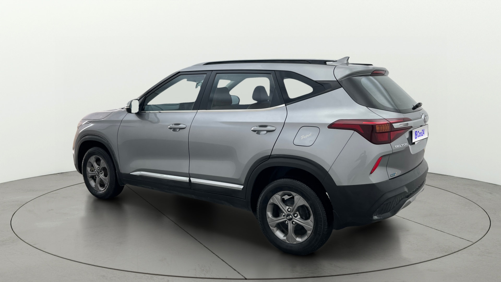 View 2019 Kia Seltos Smartstream G1.5 6MT HTK Plus Image 2 Used 2019 Kia Seltos Smartstream G1.5 6MT HTK Plus Image 2