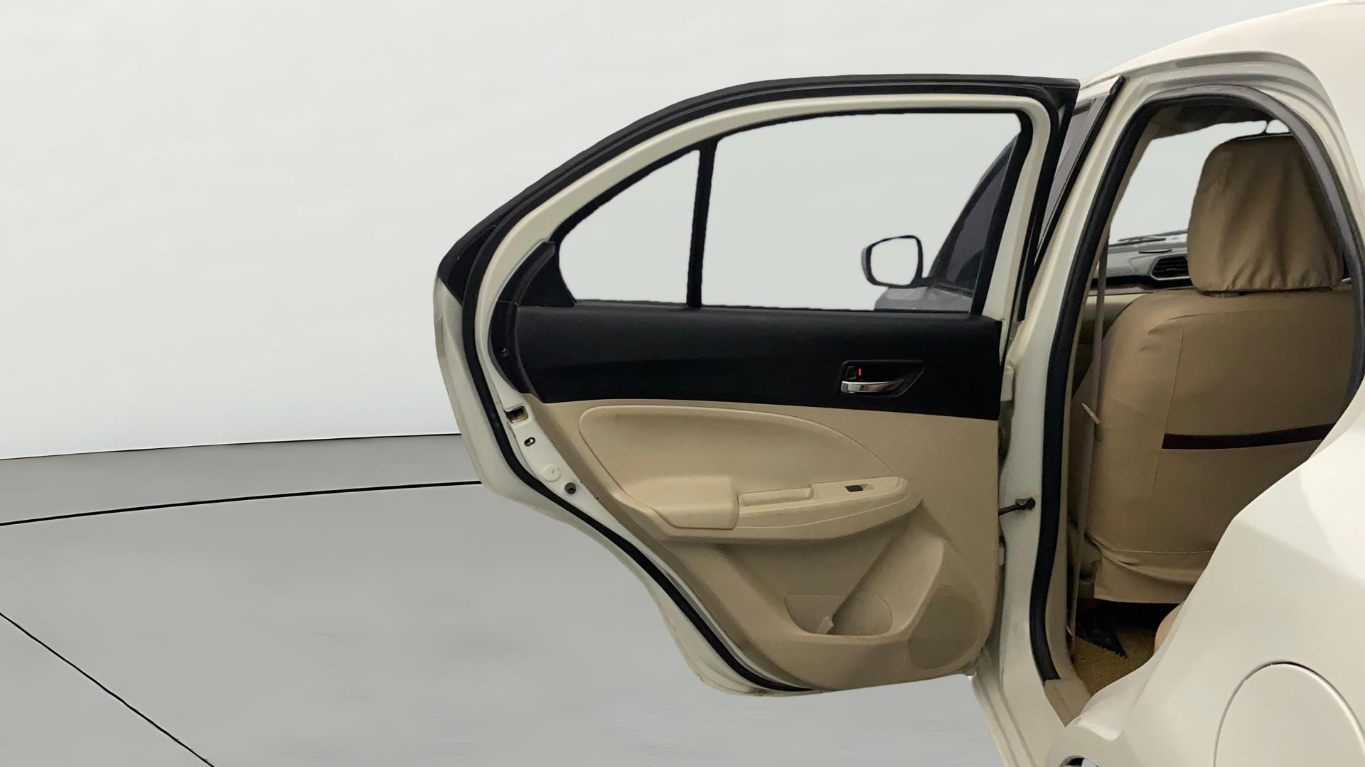 View 2018 Maruti Suzuki 1000 Base Variant Image 22 Used 2018 Maruti Suzuki 1000 Base Variant Image 22