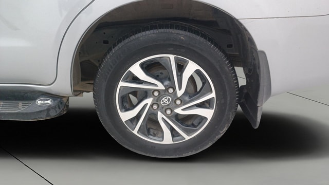 View Toyota Innova Crysta Image 8 Used Toyota Innova Crysta Image 8