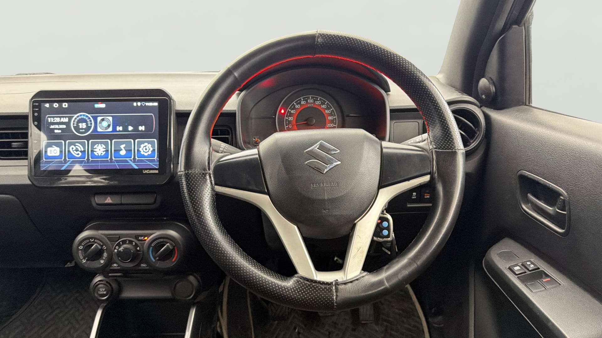 View 2023 Maruti Suzuki 1000 Base Variant Image 20 Used 2023 Maruti Suzuki 1000 Base Variant Image 20