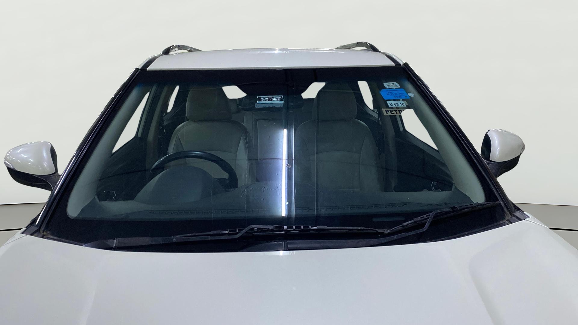 View 2021 Mahindra XUV300 W4 Petrol BS IV Image 32 Used 2021 Mahindra XUV300 W4 Petrol BS IV Image 32