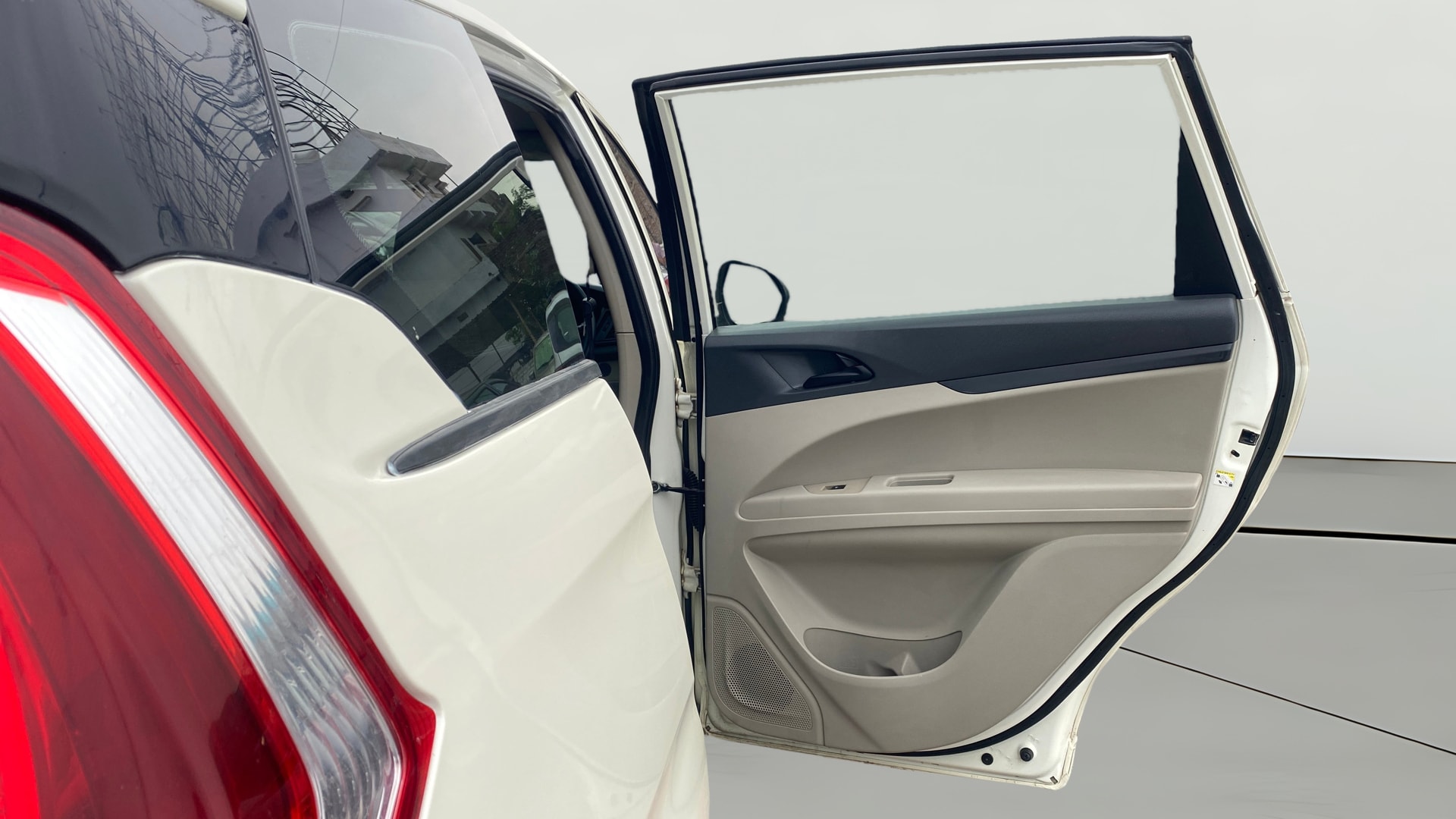 View 2019 Mahindra Marazzo M2 8-Seater Image 7 Used 2019 Mahindra Marazzo M2 8-Seater Image 7