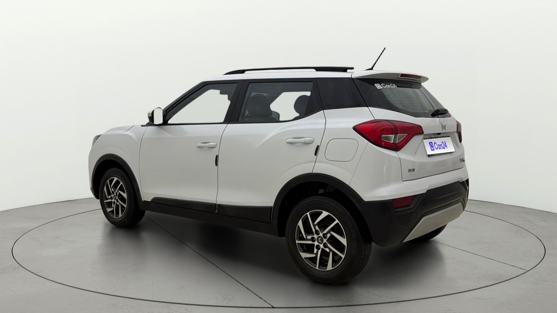 Used 2025 Mahindra XUV300 Used 2025 Mahindra XUV300