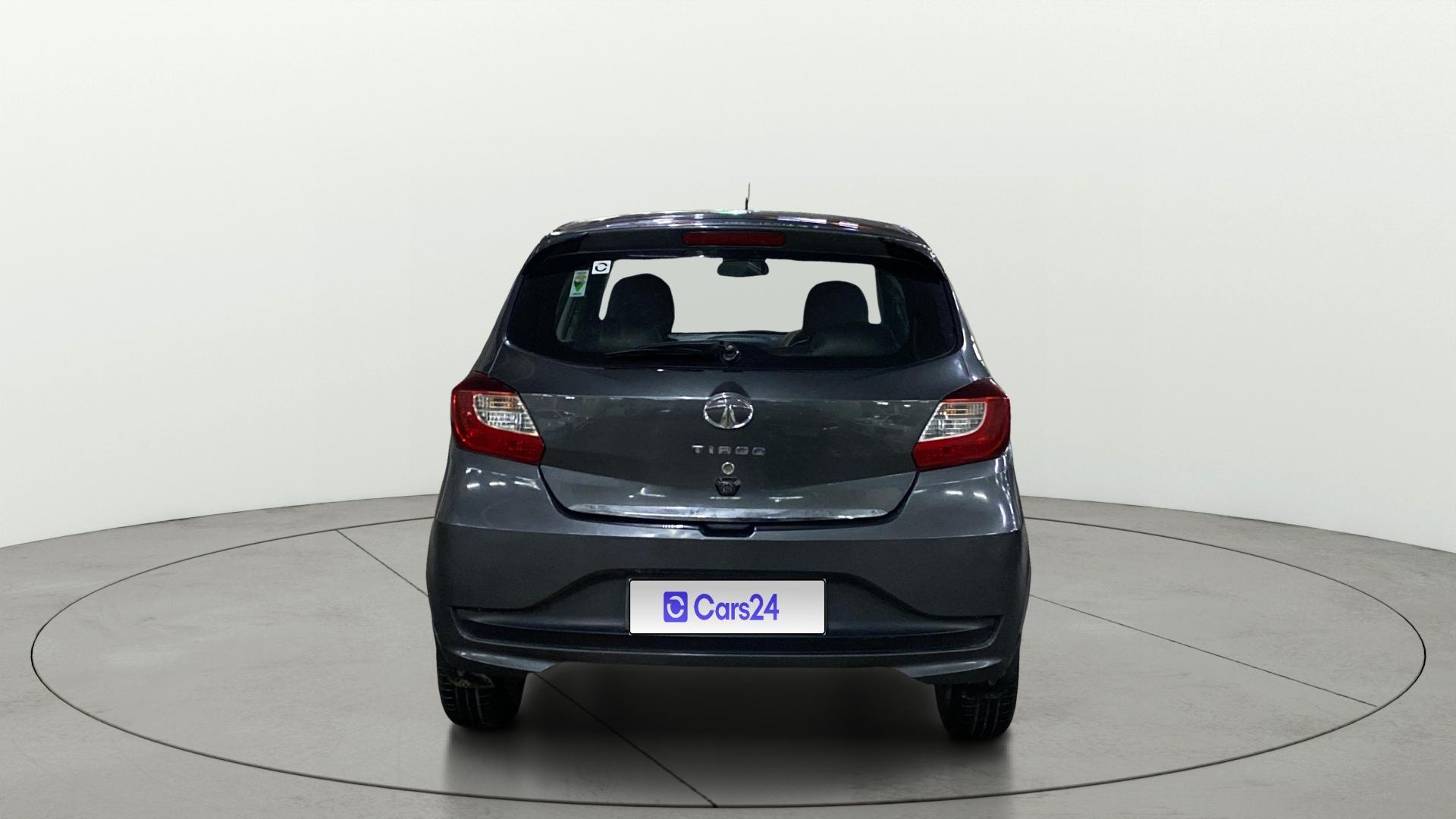 View 2022 Tata Tiago Revotorq XB Image 41 Used 2022 Tata Tiago Revotorq XB Image 41