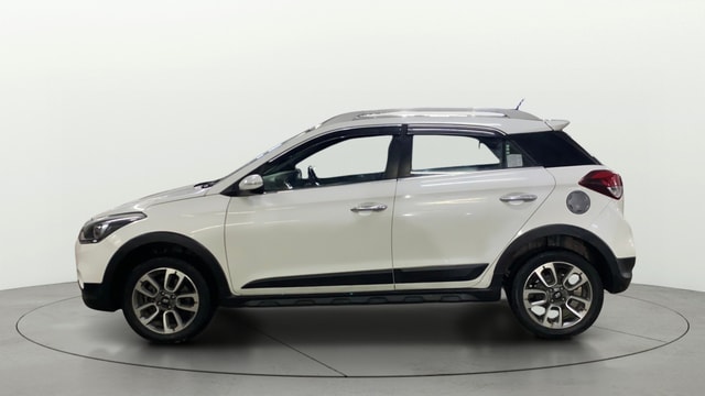 View Hyundai i20 Active Image 5 Used Hyundai i20 Active Image 5