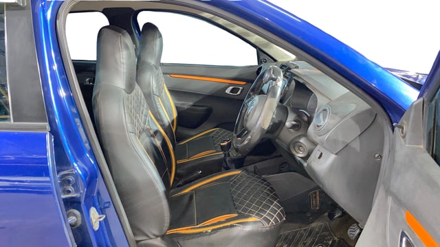 View Renault Kwid Image 26 Used Renault Kwid Image 26