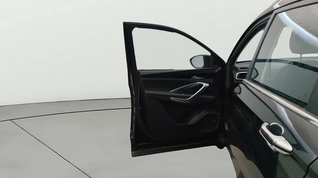 View MG Hector Image 33 Used MG Hector Image 33