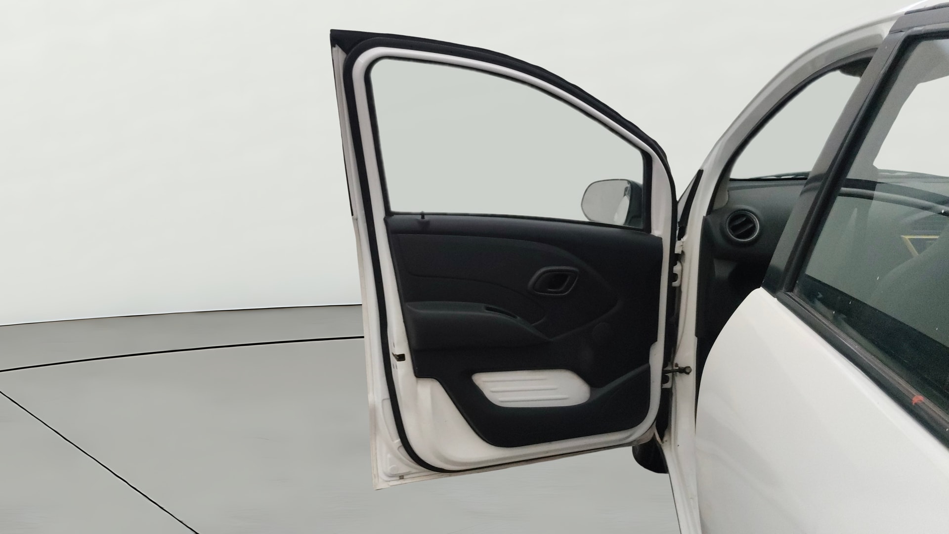 View 2017 Datsun Redi GO T(O) 1.0L- Limited Edition Image 30 Used 2017 Datsun Redi GO T(O) 1.0L- Limited Edition Image 30
